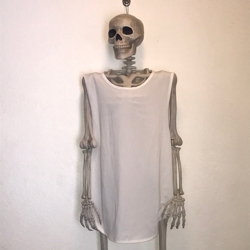 Fabletics sleeveless shirt size XL